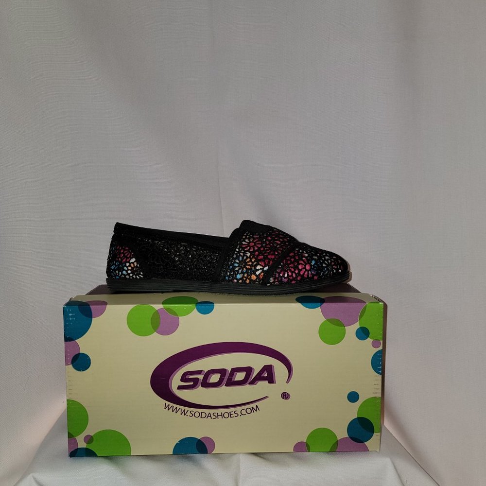 Soda Espadrilles Size 7 - Black Lace and floral - New in Box - Picture 6 of 6
